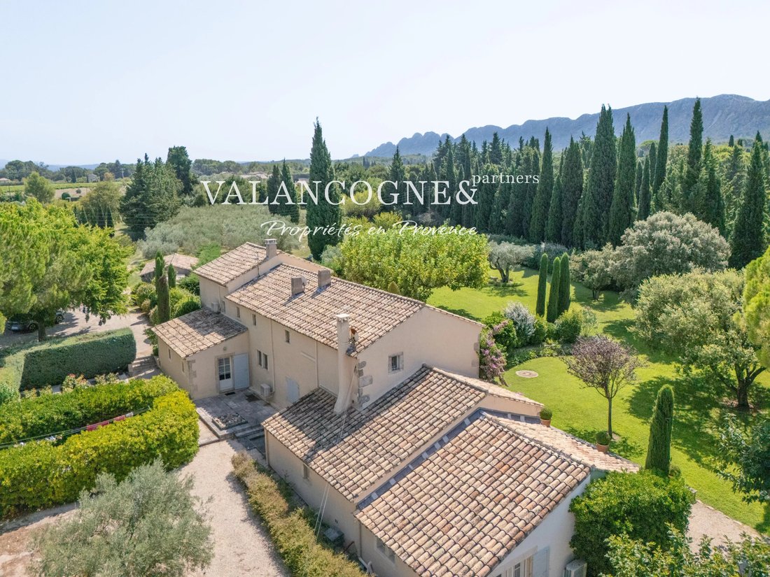 Country House in Saint-Rémy-de-Provence, Provence-Alpes-Côte d'Azur, France 3 - 18711906