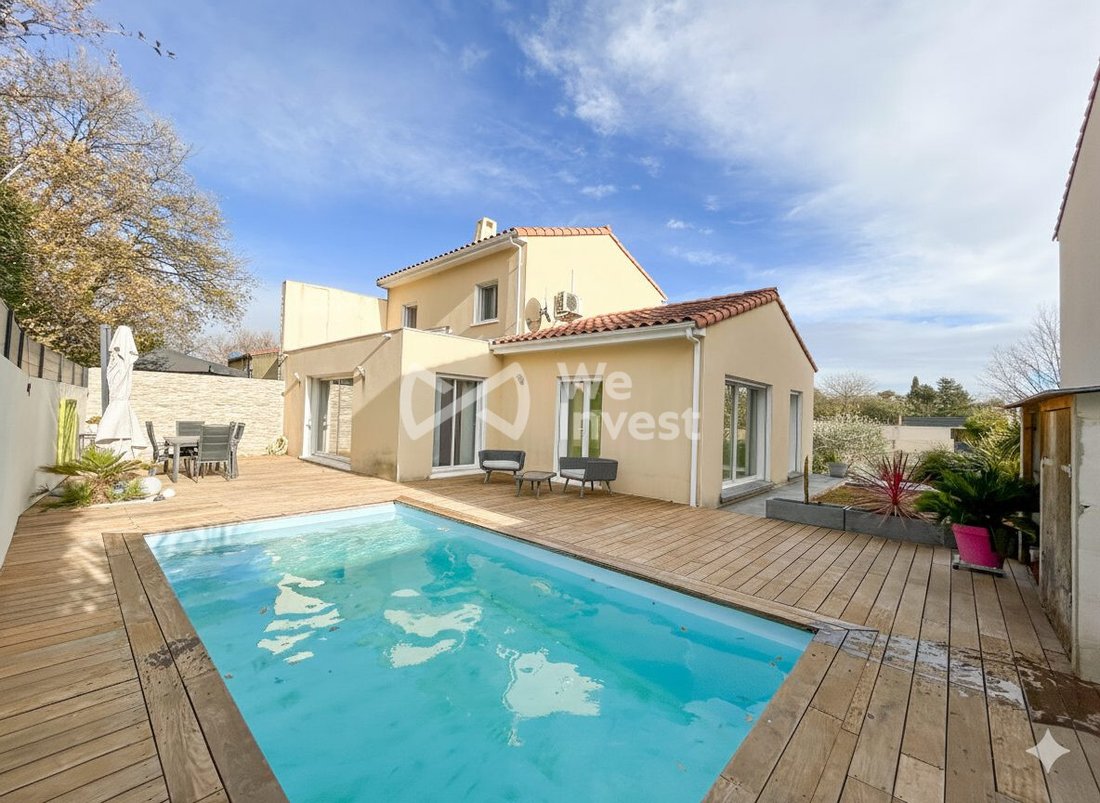 Villa in Saint-Aunes, Occitania, France 2 - 18708294