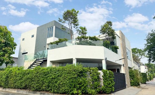 House in Watthana, Krung Thep Maha Nakhon, Thailand 1