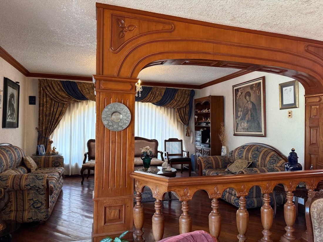 House in Quito, Pichincha, Ecuador 3 - 18704698