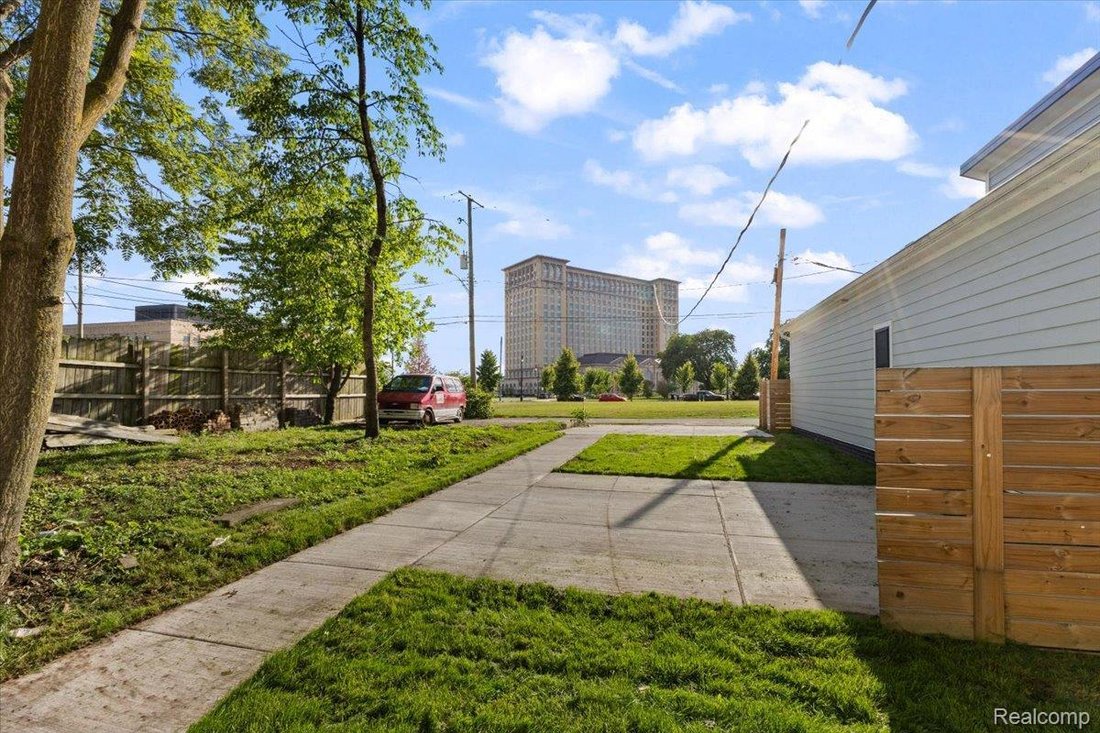 House in Detroit, Michigan, United States 4 - 18706363