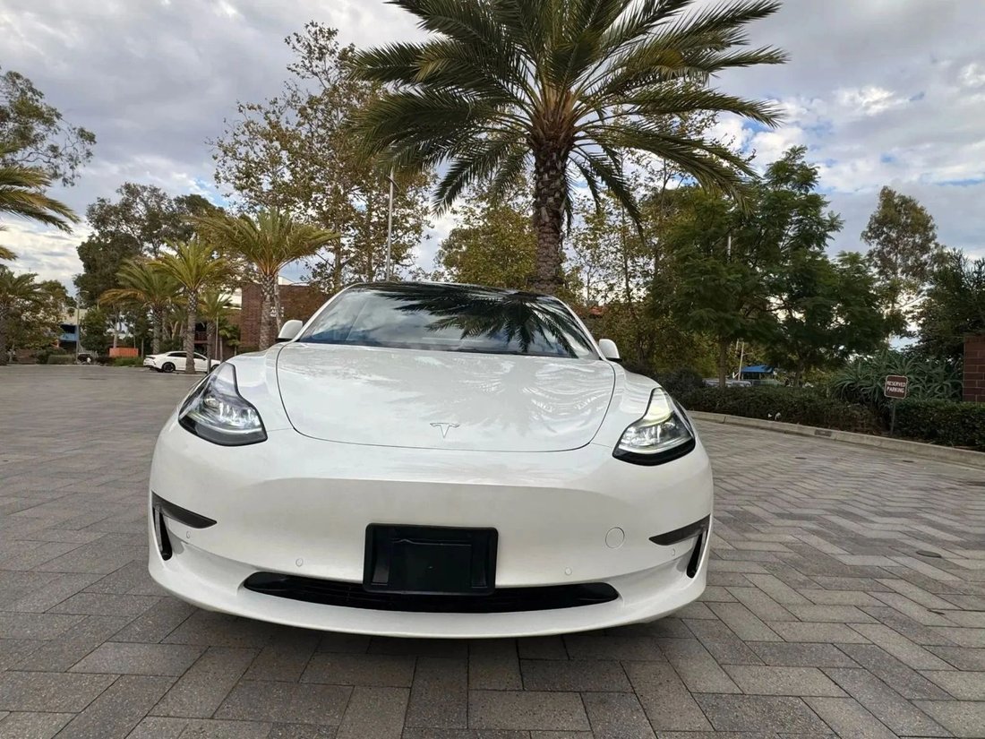 Sedan in Riverside, CA, United States 3 - 18710458