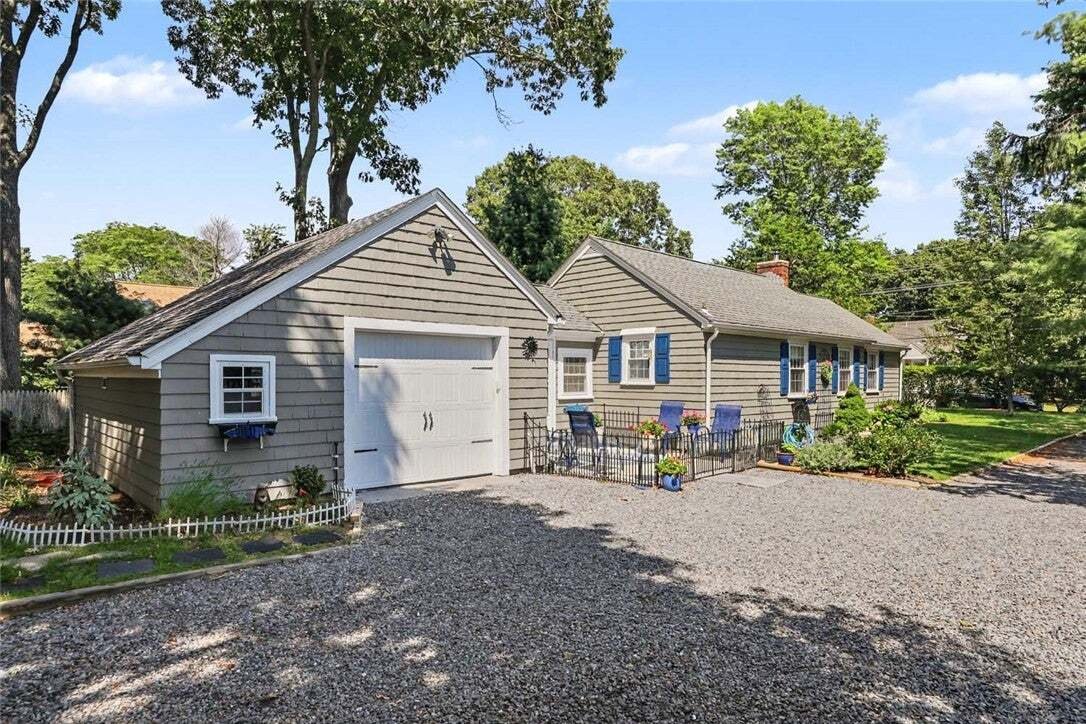 House in Barrington, Rhode Island, United States 2 - 18713062