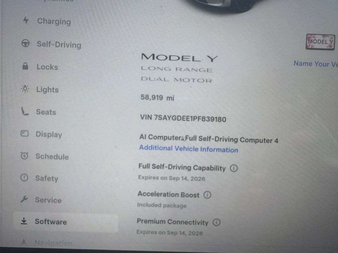 Suv in Newport Beach, CA, United States 4 - 18666719
