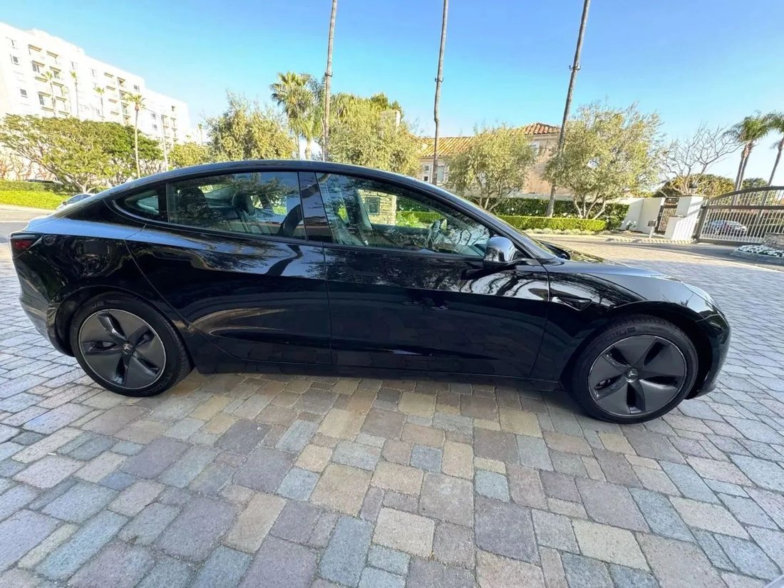 Sedan in Riverside, CA, United States 5 - 18710461