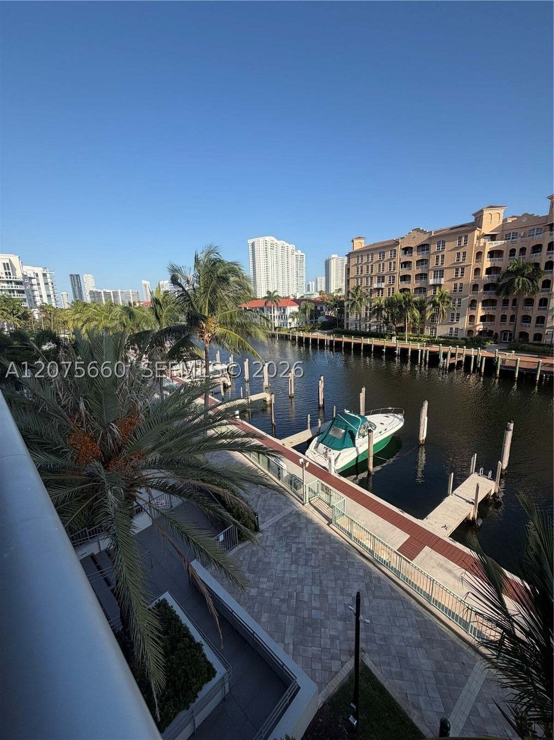Condo in Aventura, Florida, United States 3 - 18706017