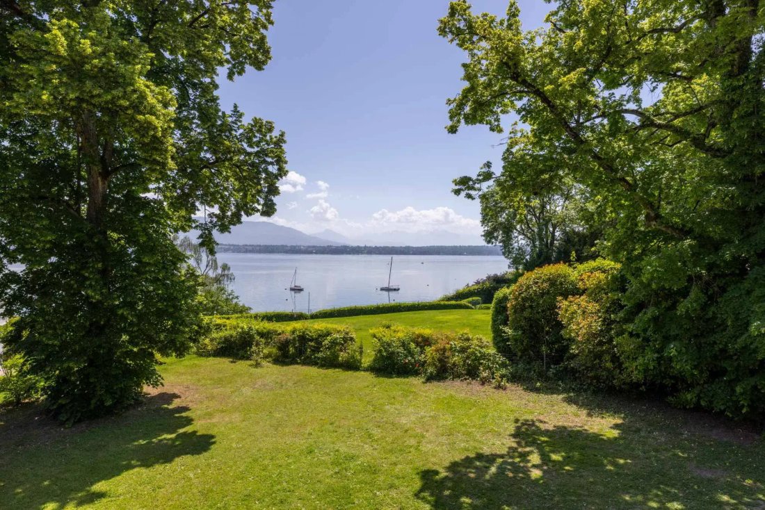 House in Versoix, Genève, Switzerland 2 - 18703066