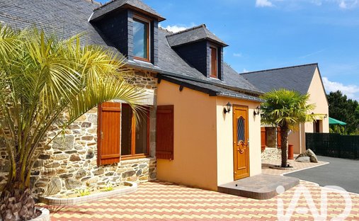 House in Planguenoual, Lamballe-Armor, France 1
