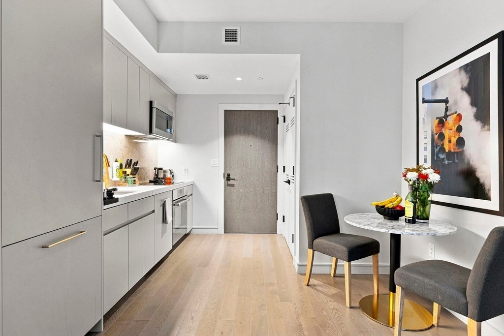 Condo in Boston, Massachusetts, United States 5 - 18706876