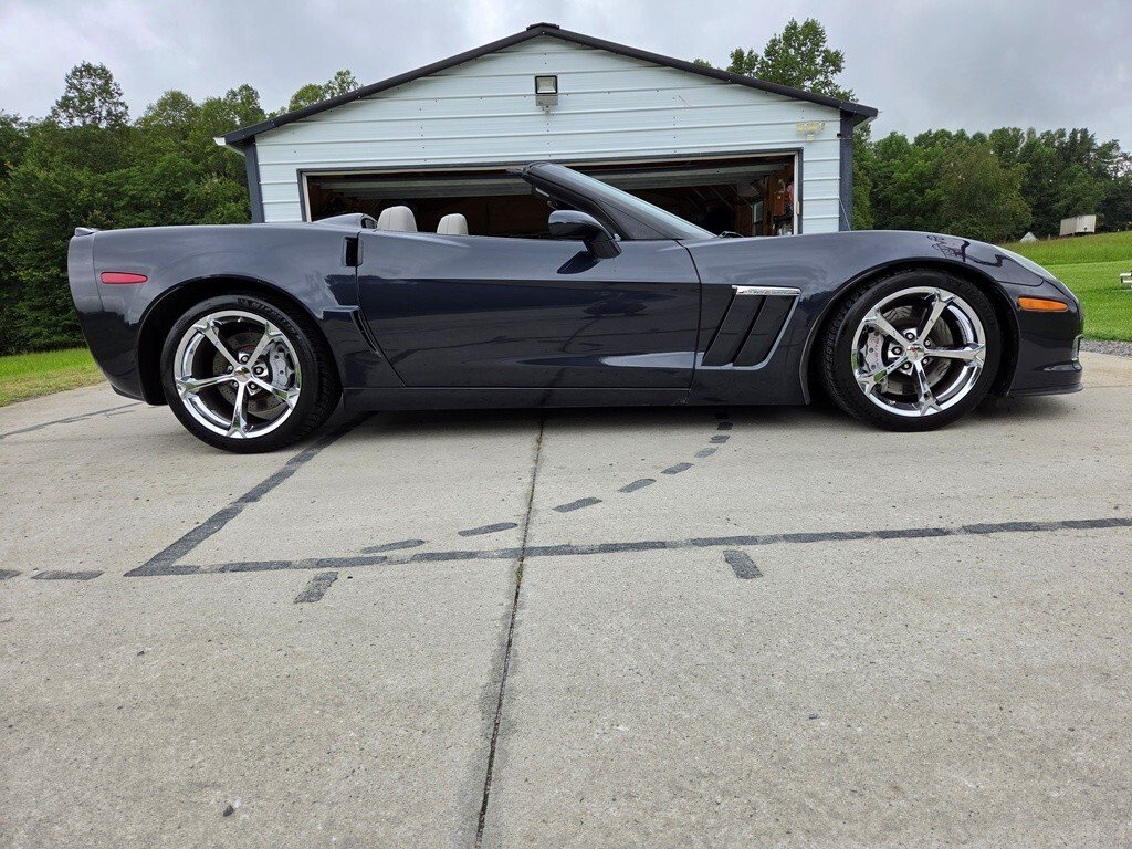 Chevrolet Corvette in Mount Airy, NC, United States 5 - 18711227