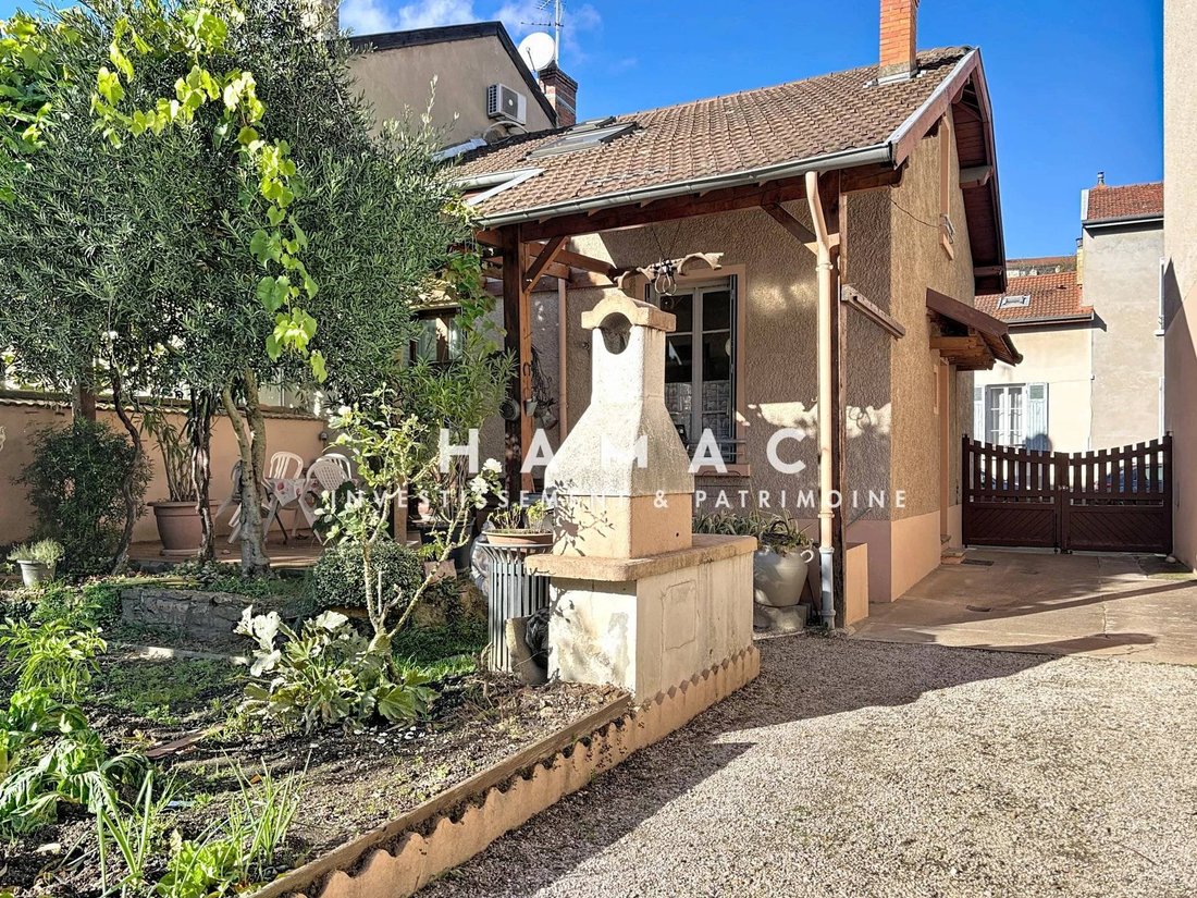 Casa en Oullins, Oullins-Pierre-Bénite, Francia 1 - 16534613
