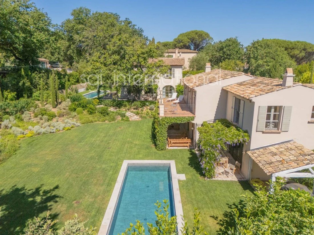 House in Zone Ouest Urbaine, Saint-Tropez, France 4 - 18168774