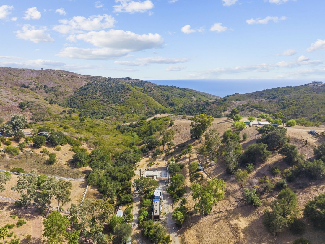 Land in Malibu, California, United States 2 - 18708929