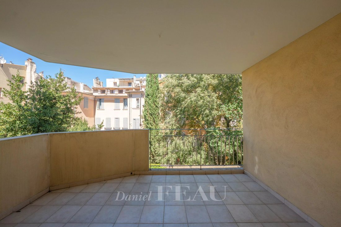 Apartment in Comtale-Cente-Cours Mirabeau, Aix-en-Provence, France 3 - 18704486