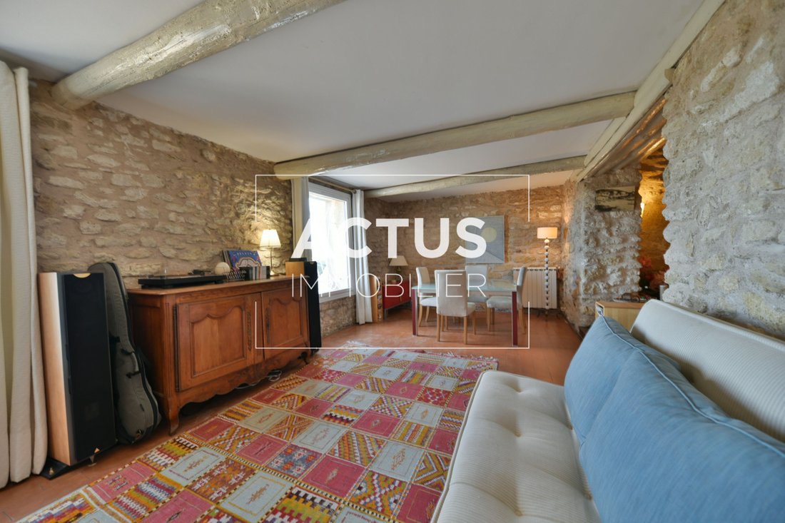 House in Cornillon-Confoux, Provence-Alpes-Côte d'Azur, France 4 - 18709139