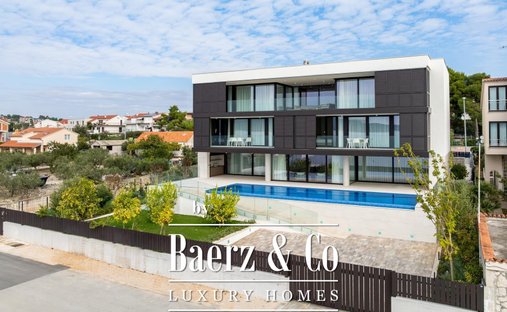 Villa in Brodarica, Gespanschaft Šibenik-Knin, Kroatien 1