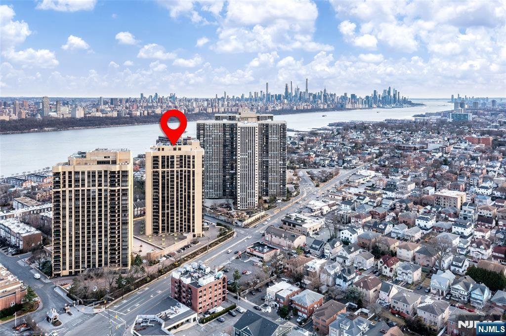 Condo in Fort Lee, New Jersey, United States 2 - 18702748