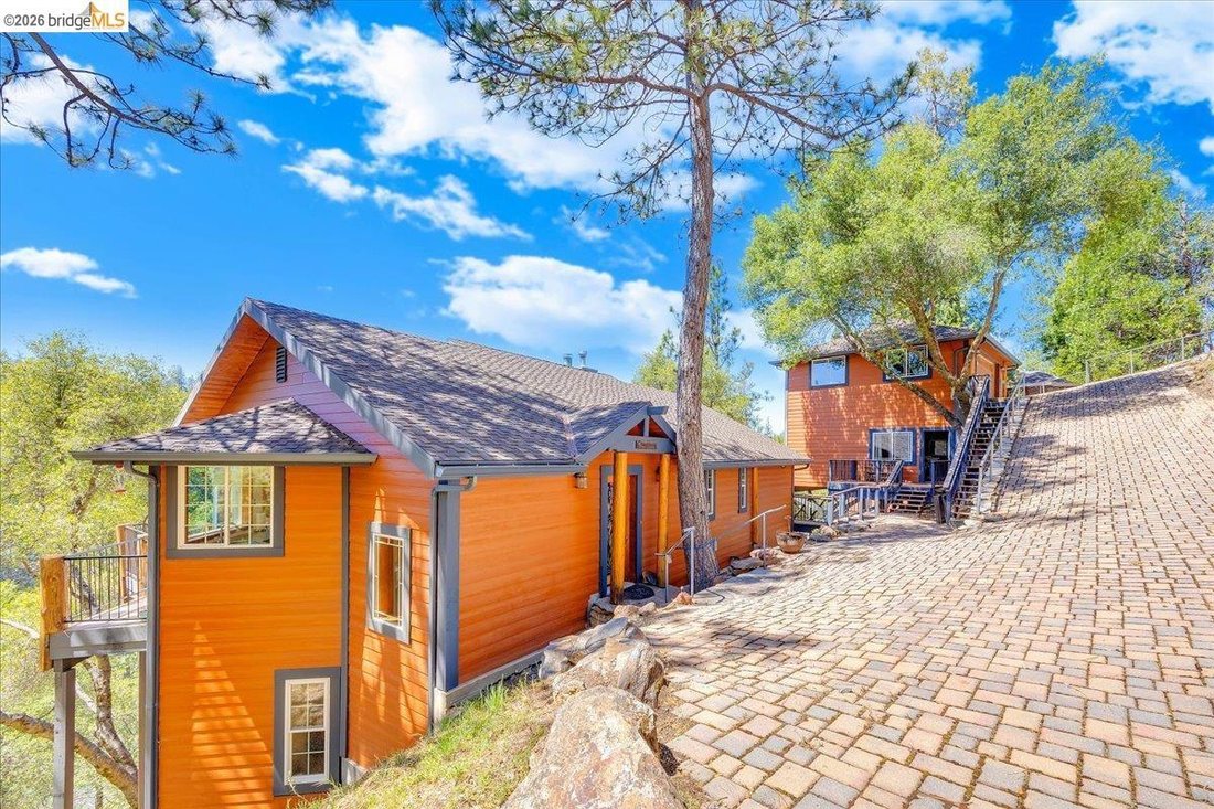 Casa a Groveland, California, Stati Uniti 2 - 18711462
