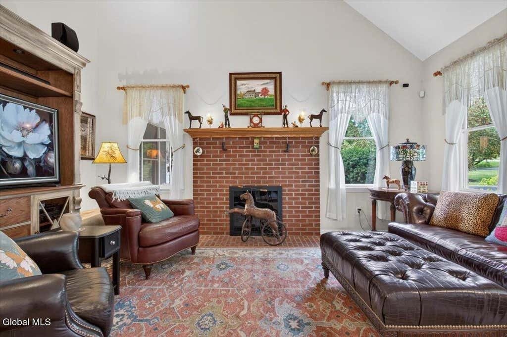 House in Saratoga Springs, New York, United States 5 - 18708284