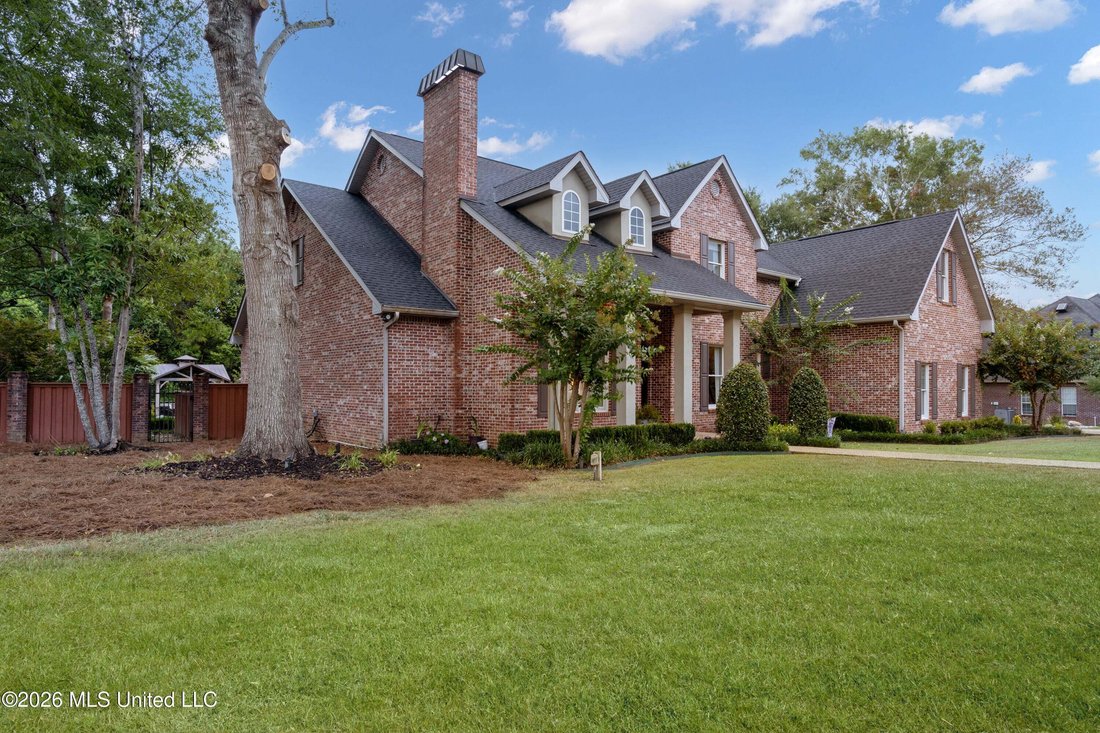 House in Biloxi, Mississippi, United States 2 - 18703136