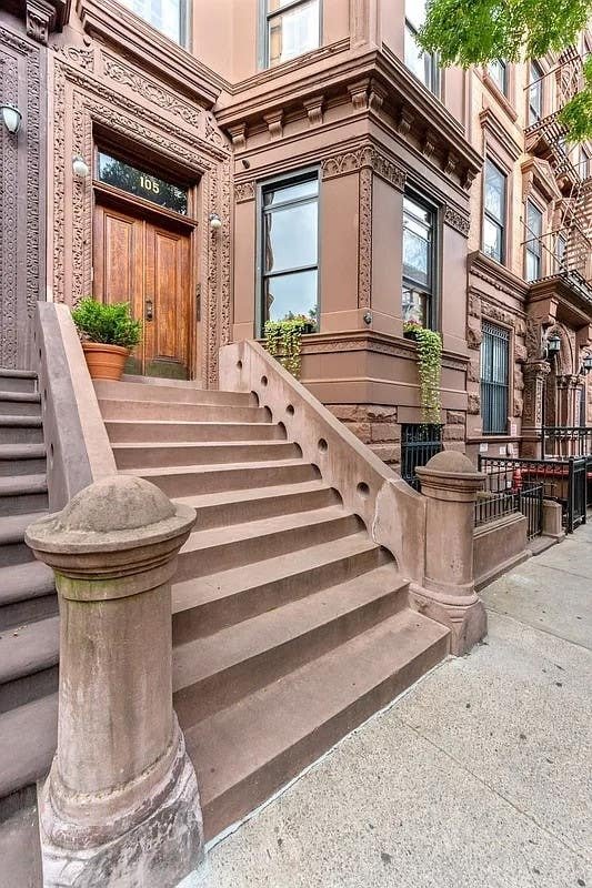 House in New York, New York, United States 1 - 18708077