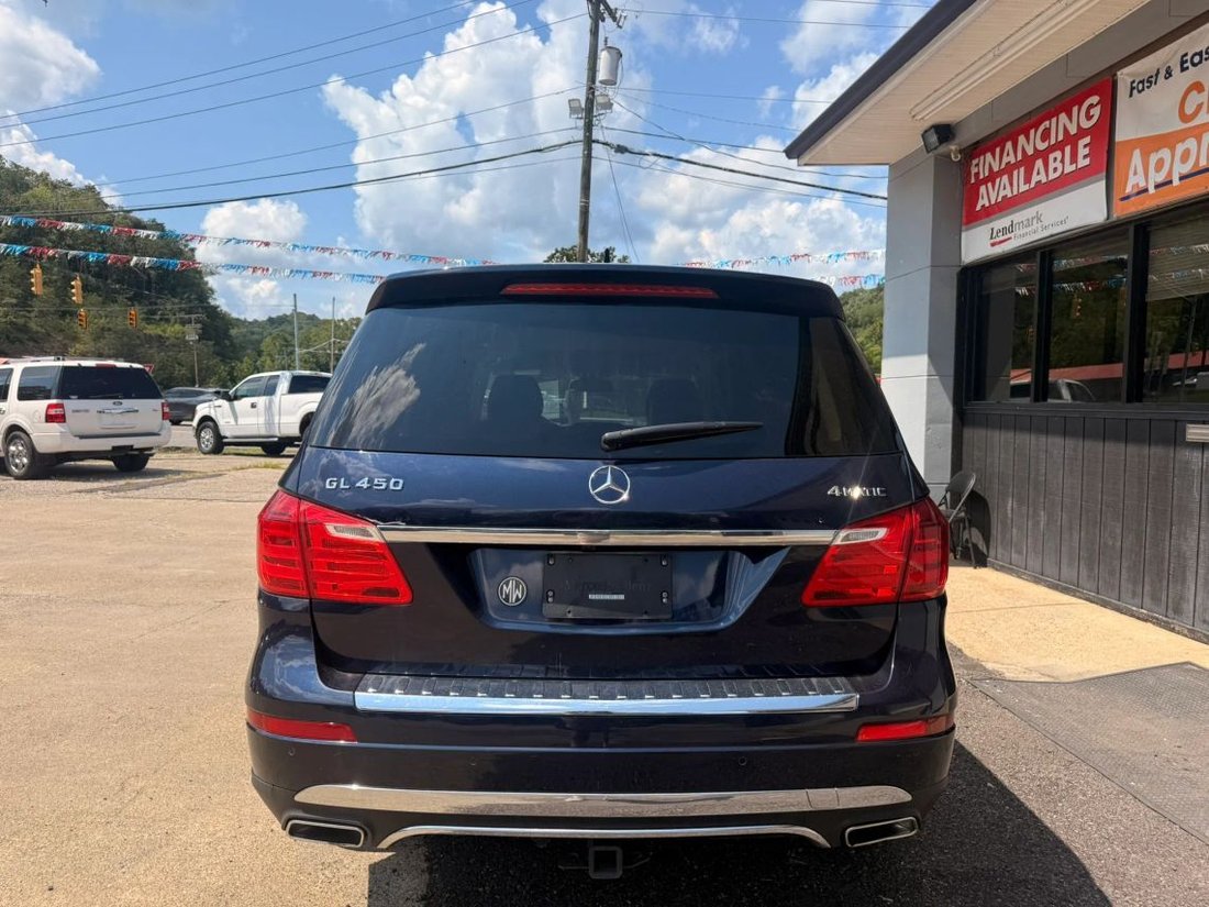 Suv in Marmet, WV, United States 4 - 18712079