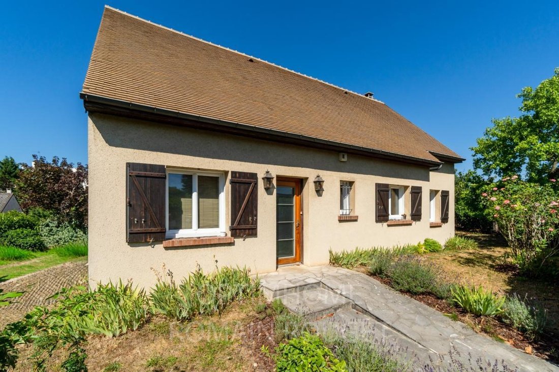 House in Montesson, Ile-de-France, France 3 - 18707125