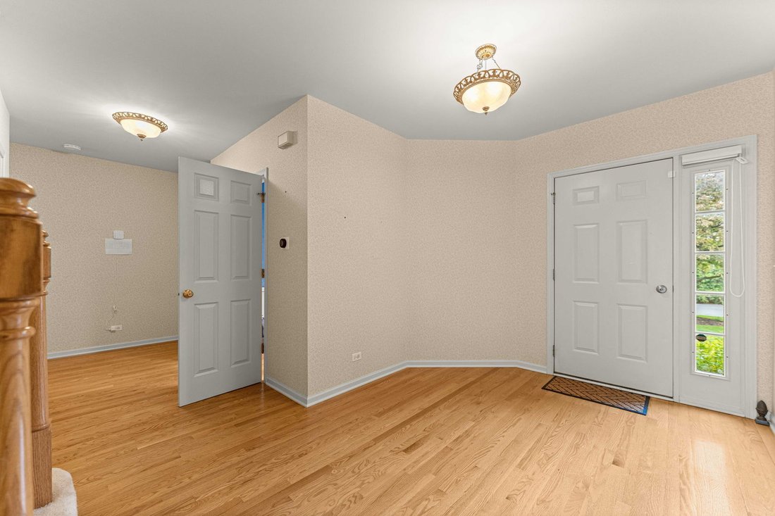 Condo in Libertyville, Illinois, United States 3 - 18706232