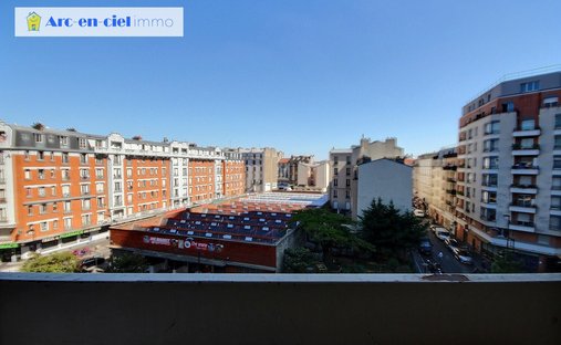Apartment in Centre Ville, Aubervilliers, France 1