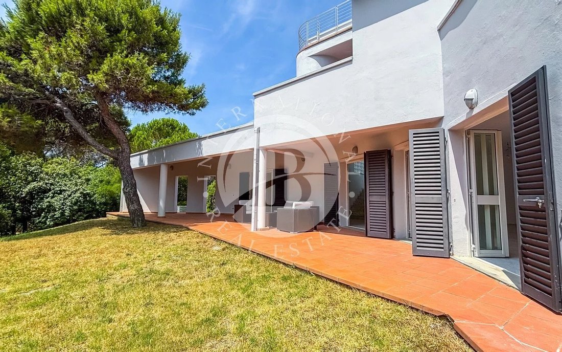 Villa in Historic Center, Livorno, Tuscany 1 - 18704369