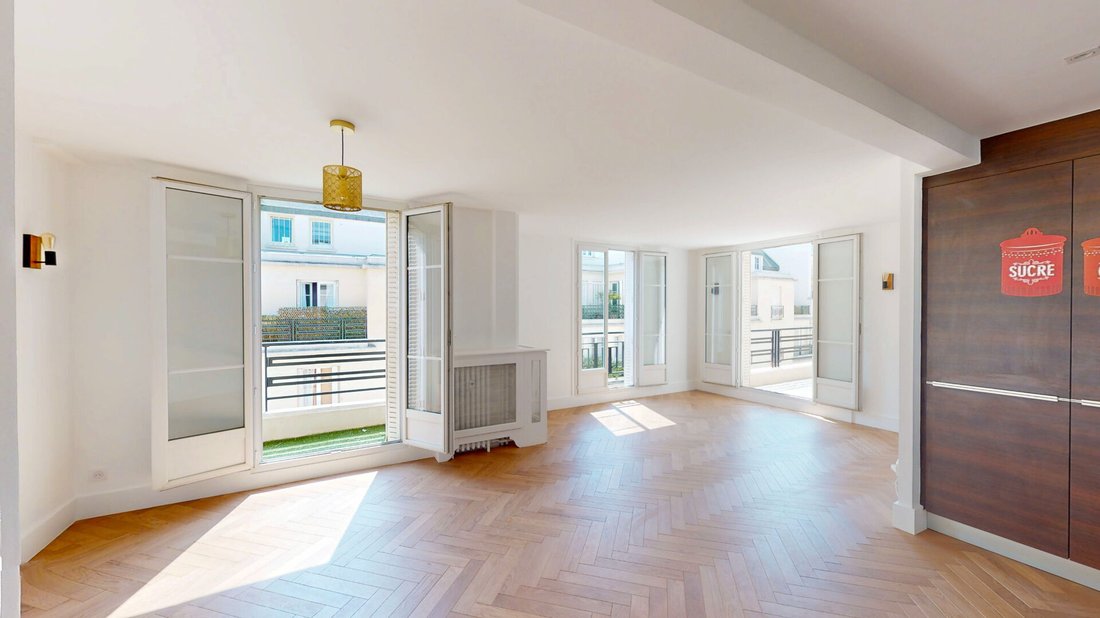 Apartment in Auteuil Nord, Paris 16e Arrondissement, Paris 3 - 18713554