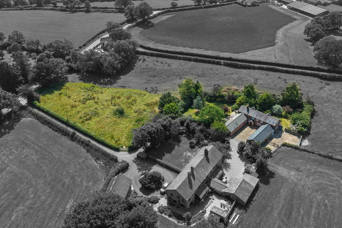 House in Borough of Wyre, England 2 - 18708711