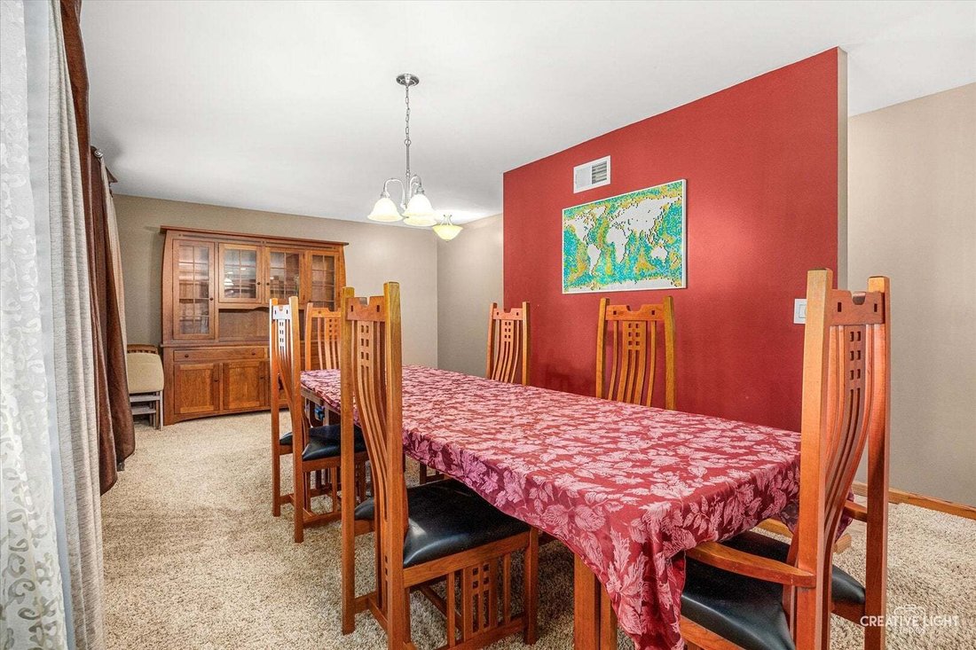 House in South Elgin, Illinois, United States 5 - 18713930