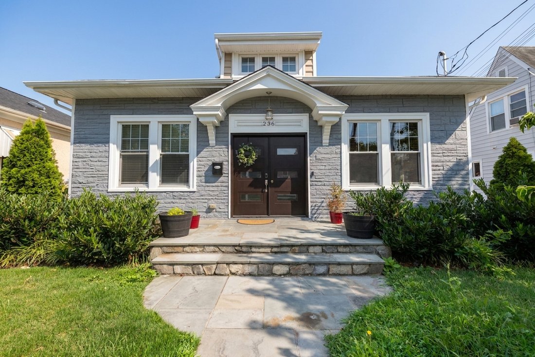 House in Washington, District of Columbia, United States 1 - 18703980