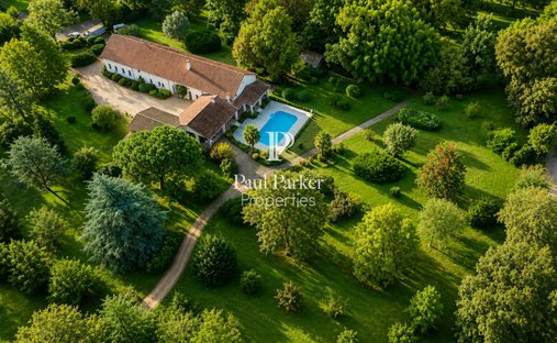 Villa in Sud, Montpon-Ménestérol, France 1