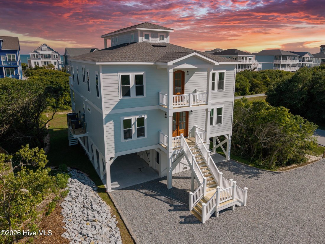 Maison à North Topsail Beach, Caroline du Nord, États-Unis 1 - 18089388