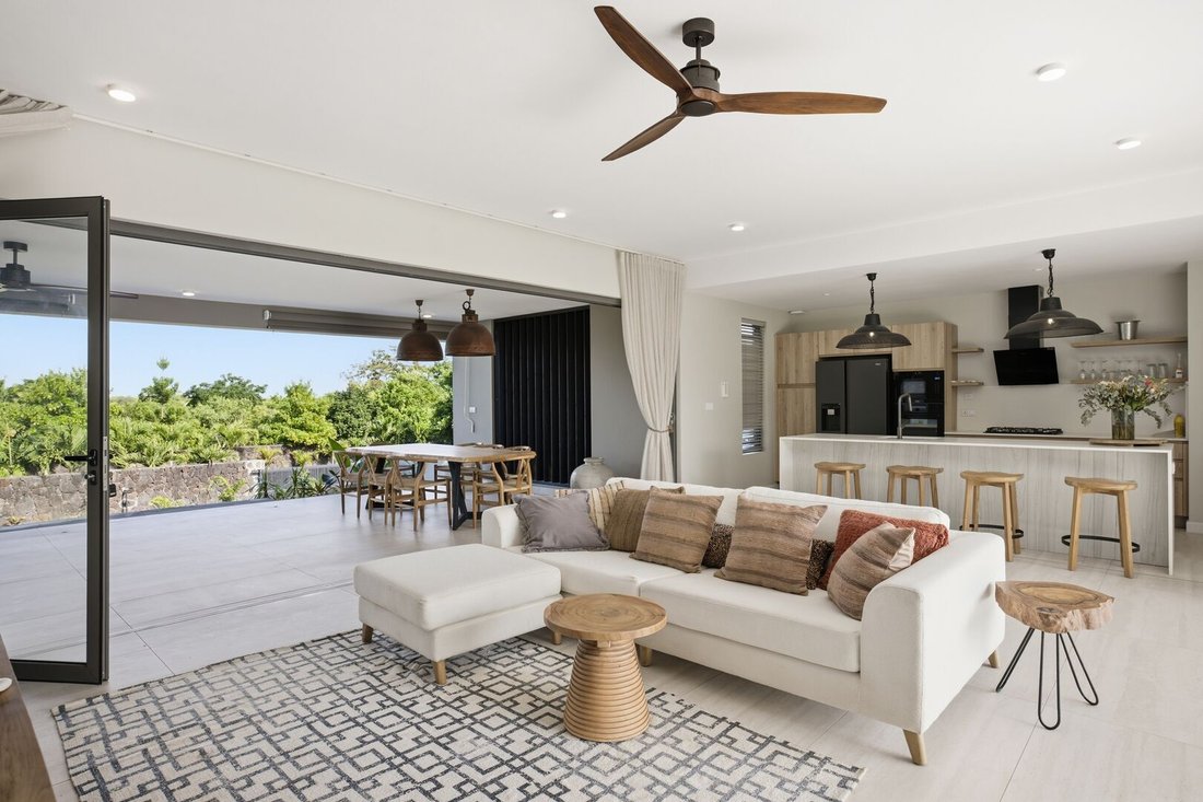 House in Grand Baie, Rivière du Rempart District, Mauritius 4 - 18703844