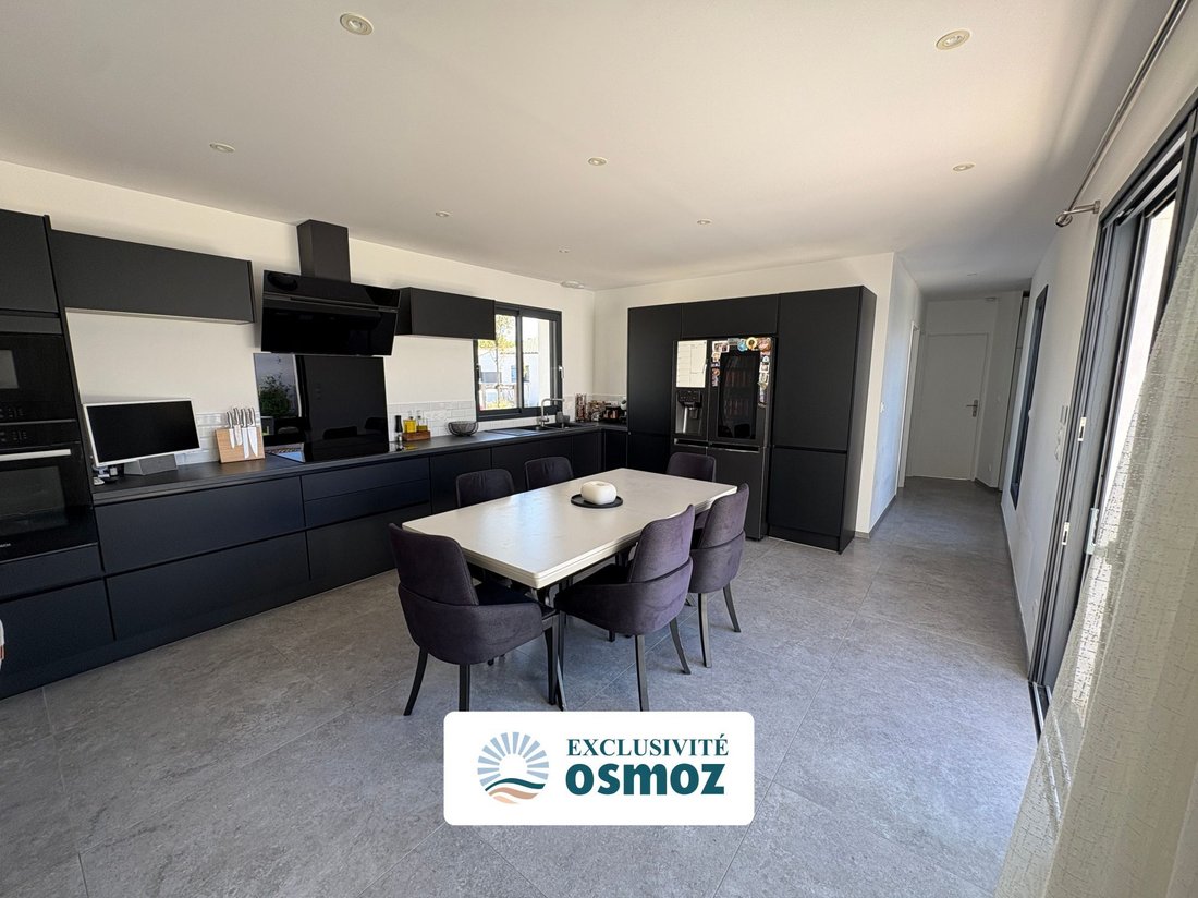 House in Dompierre-sur-Mer, Nouvelle-Aquitaine, France 4 - 18708276