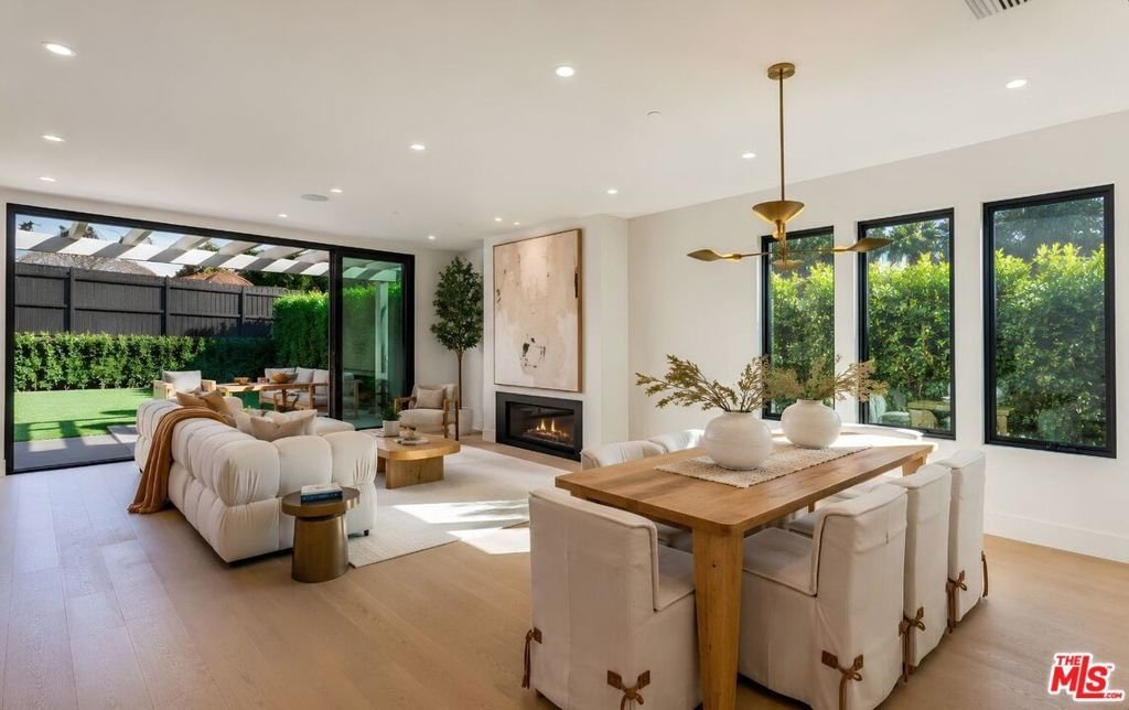 House in Los Angeles, California, United States 2 - 18705259