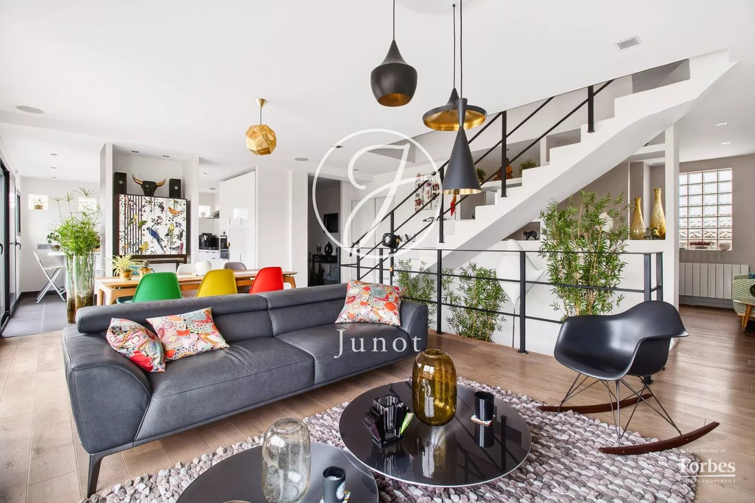 House in Chatou, Ile-de-France, France 3 - 18704501