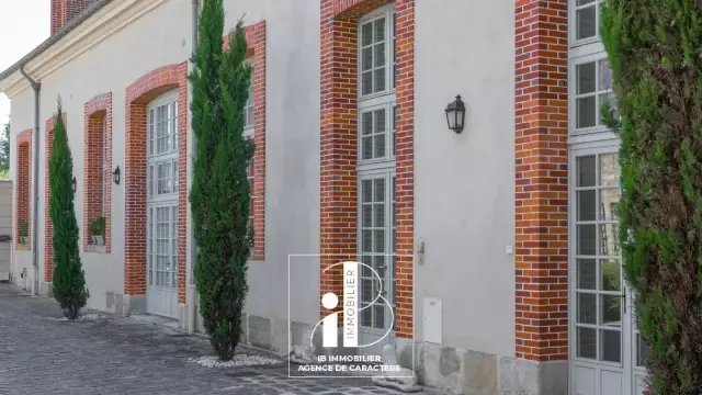 Apartment in Fontainebleau, Ile-de-France, France 1 - 17480573