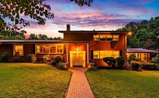 House in Lexington, North Carolina, United States 1