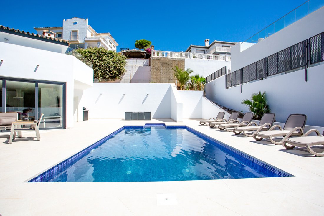 Villa à La Cala de Mijas, Mijas, Espagne 2 - 18704114
