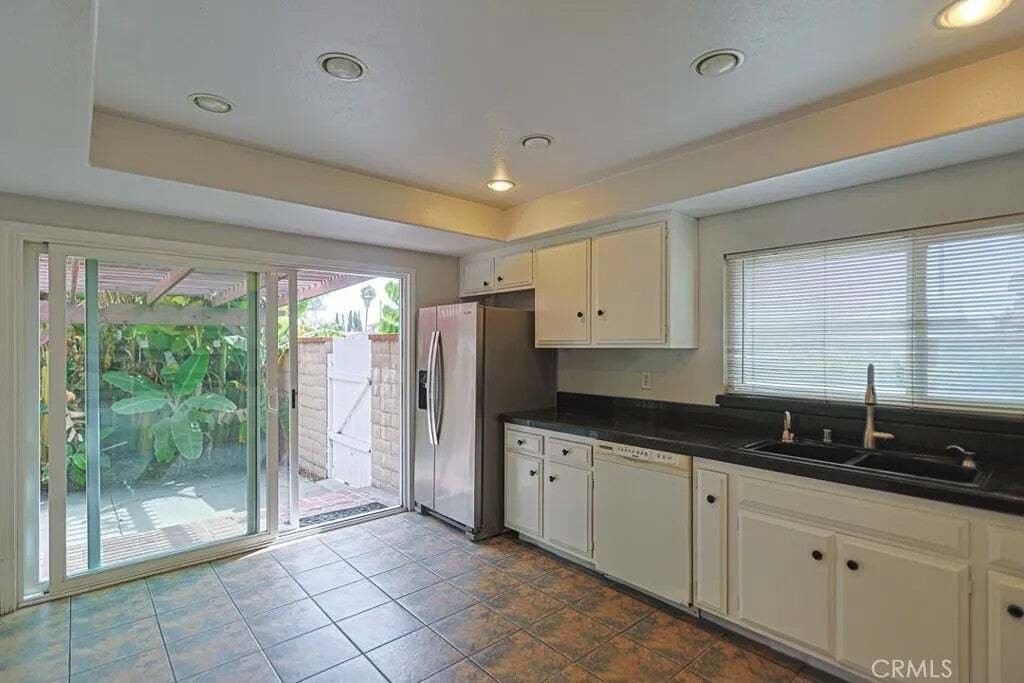 House in Fountain Valley, California, United States 5 - 18703222