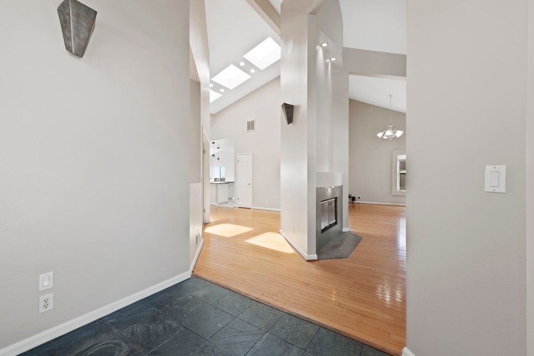 House in Hermosa Beach, California, United States 3 - 18710929