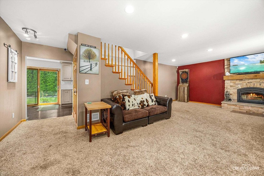 House in South Elgin, Illinois, United States 4 - 18713930