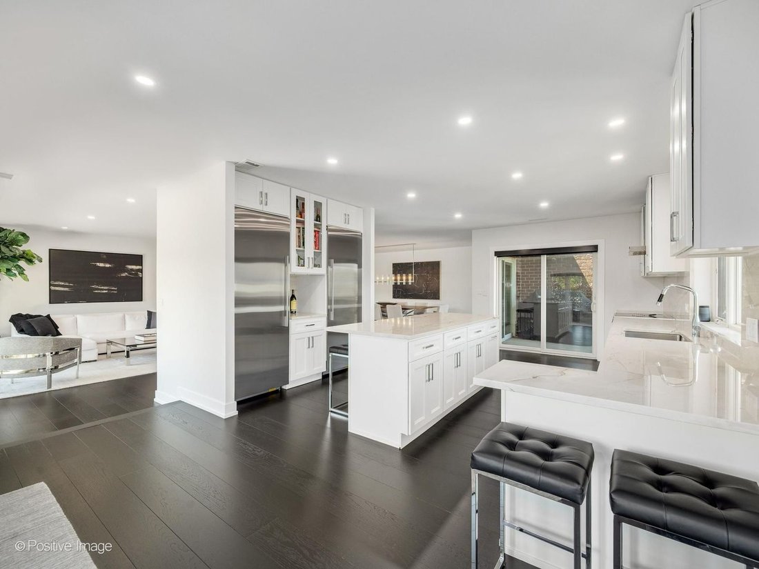 Condo in Oak Brook, Illinois, United States 4 - 18710192