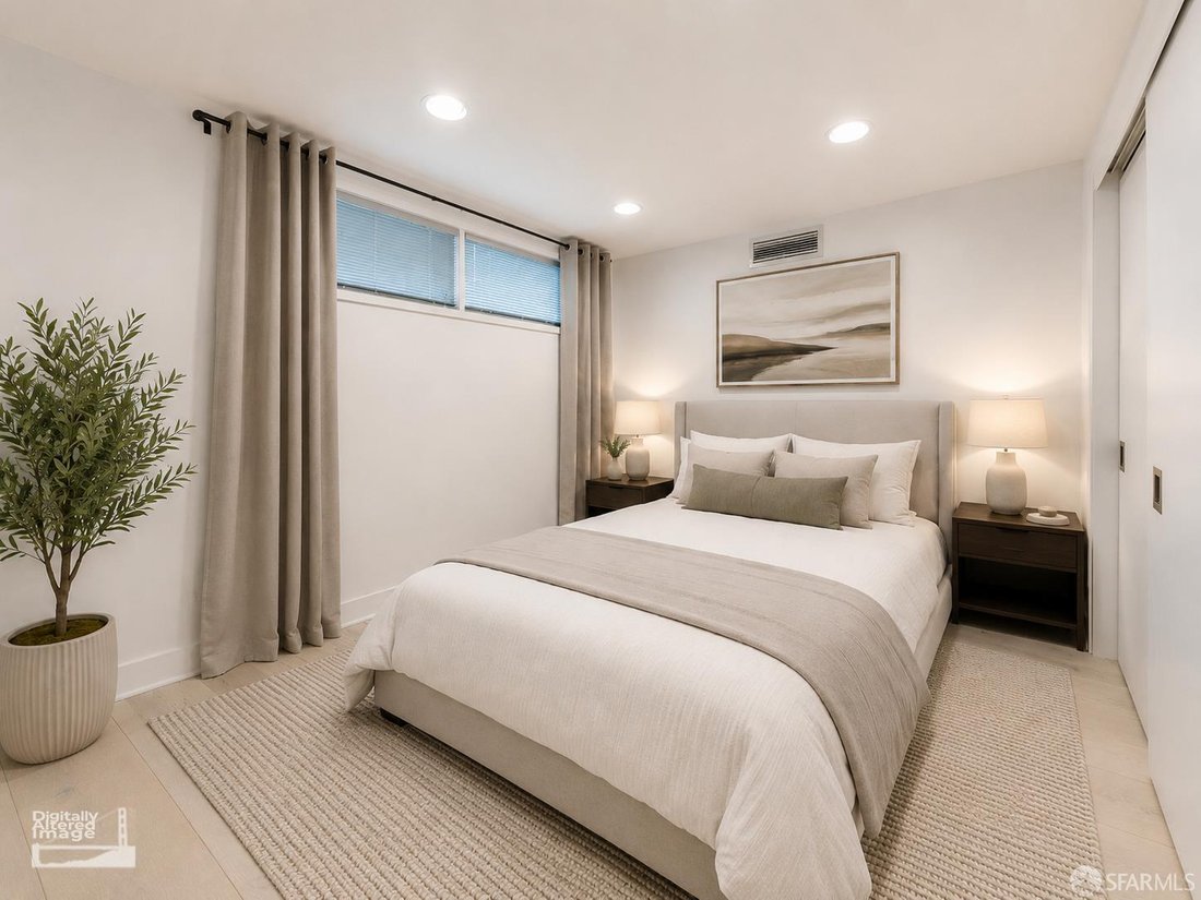 Condo in San Francisco, California, United States 4 - 18705087