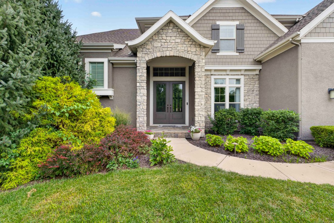 House in Leawood, Kansas, United States 2 - 18702583