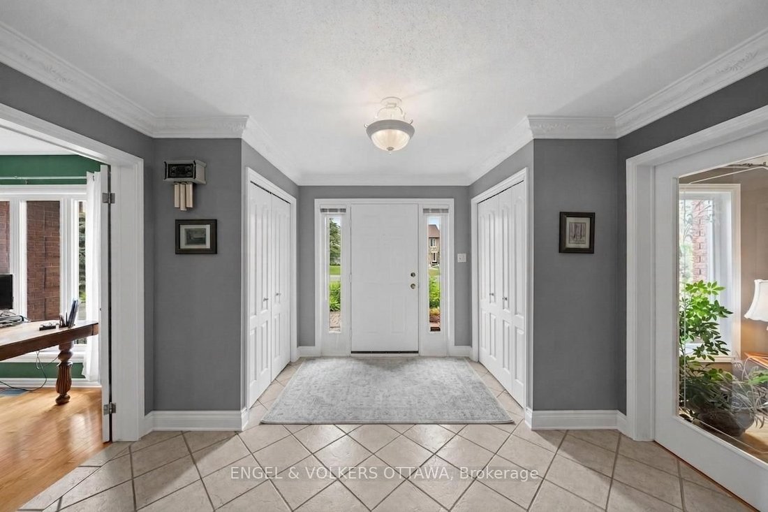 House in Ottawa, Ontario, Canada 5 - 18706976